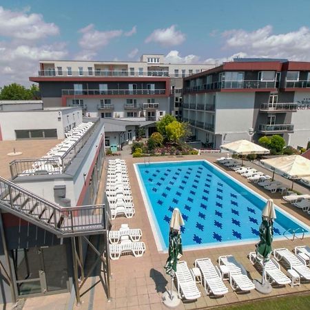 Wellness Hotel Katalin Gyenesdiás Exterior foto